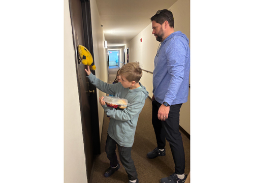 Deliver Meals to Seniors on Easter Sunday