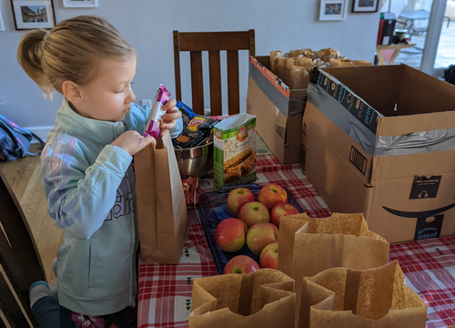 Lunch Pack and Love with Just One More Ministry