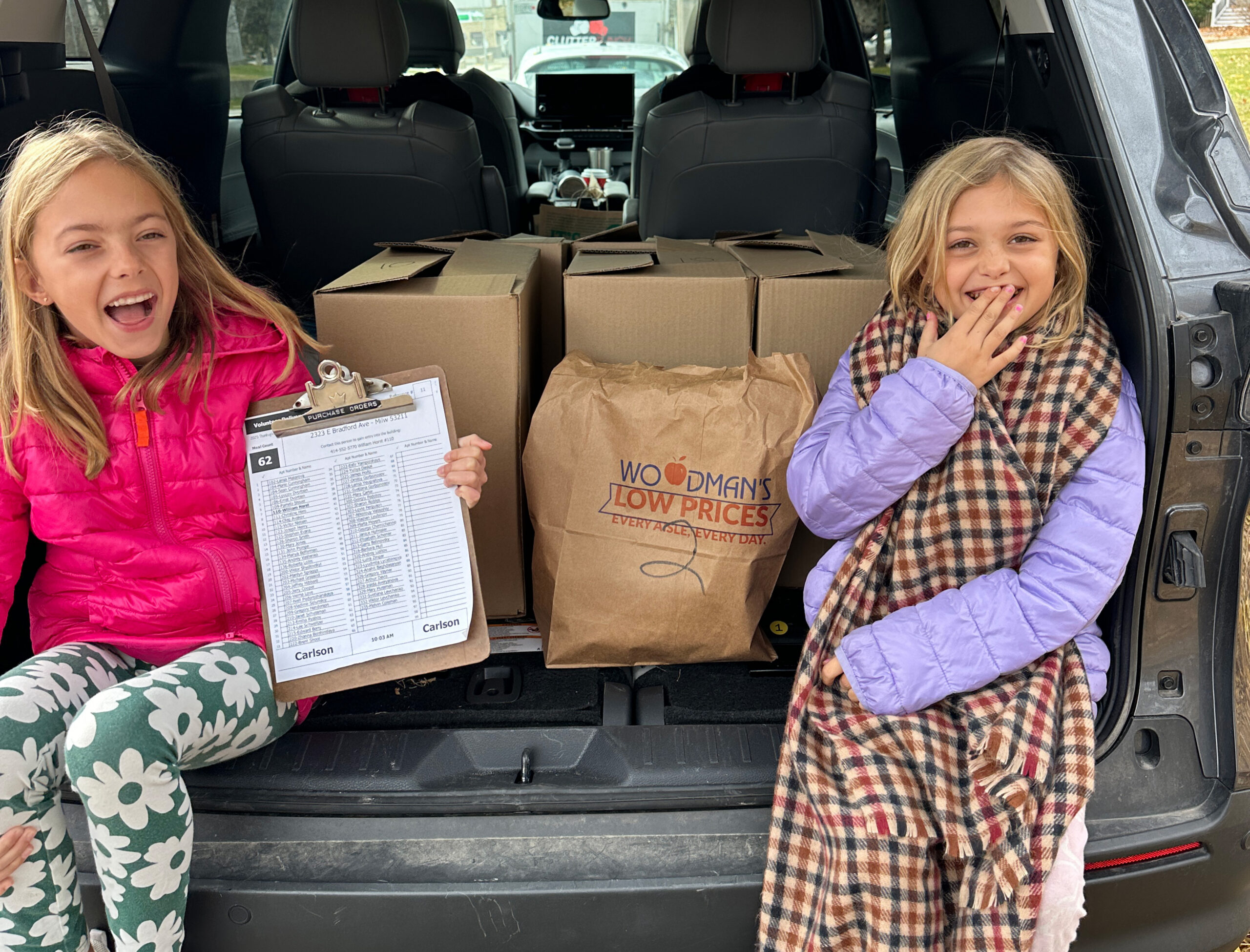 Deliver Meals to Seniors on Thanksgiving Day